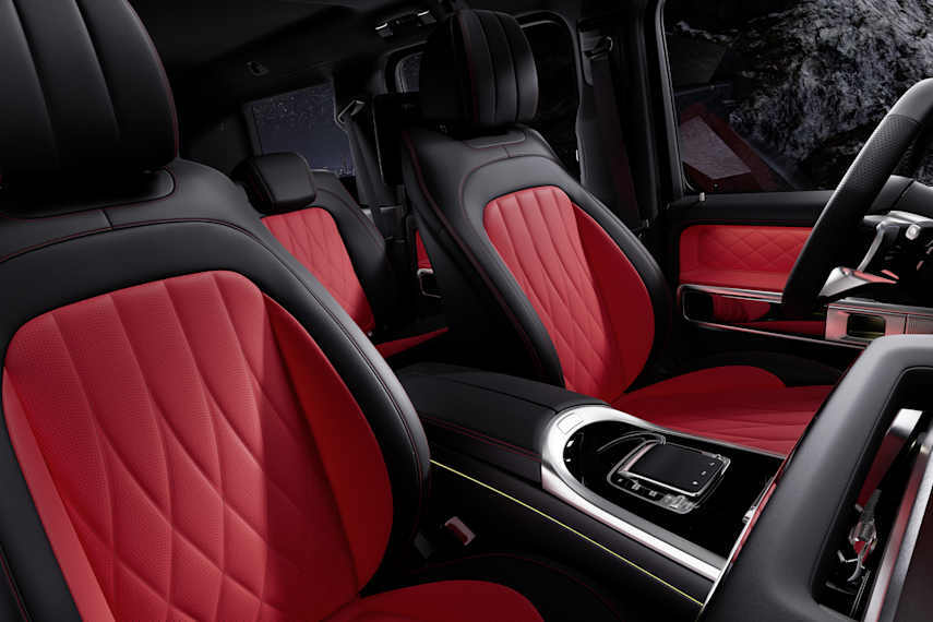 MANUFAKTUR Interior of the G-Class.